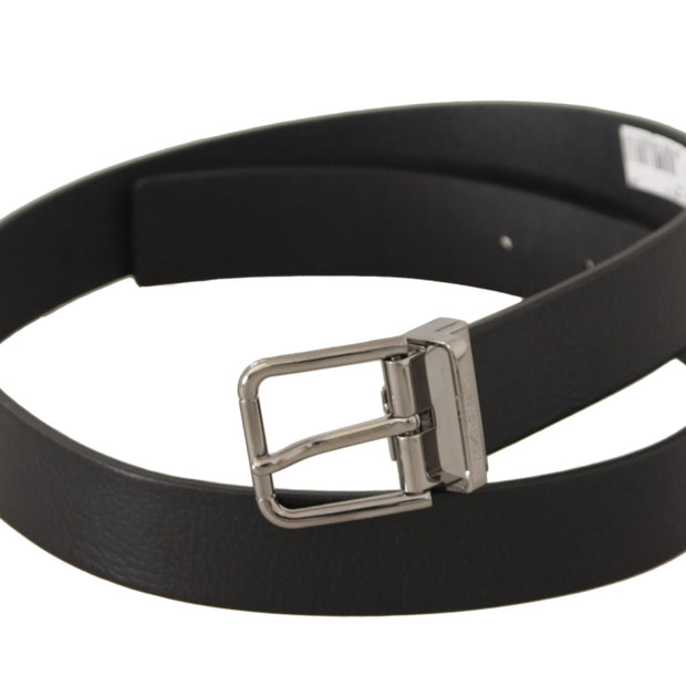 Elegant Black Leather Belt with Metal Buckle