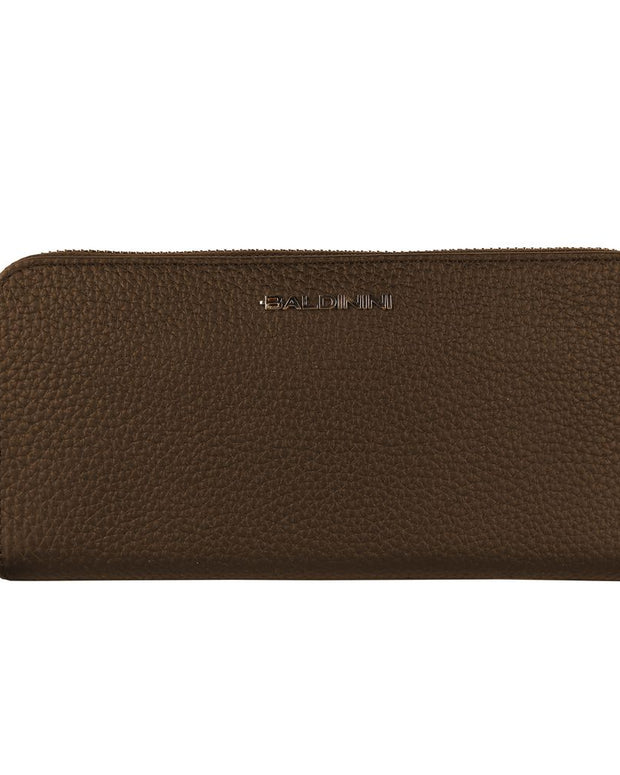 Exquisite Leather Zip Wallet in Brown