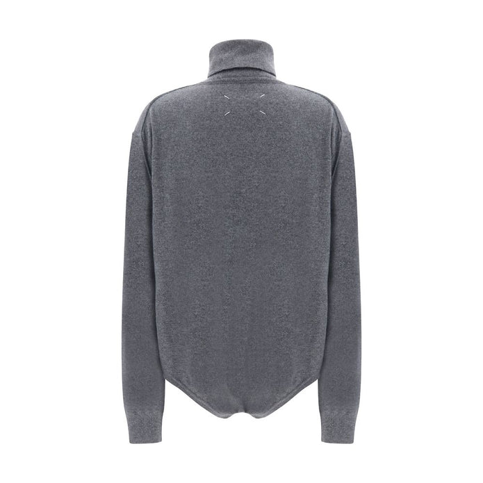 Body Sweater