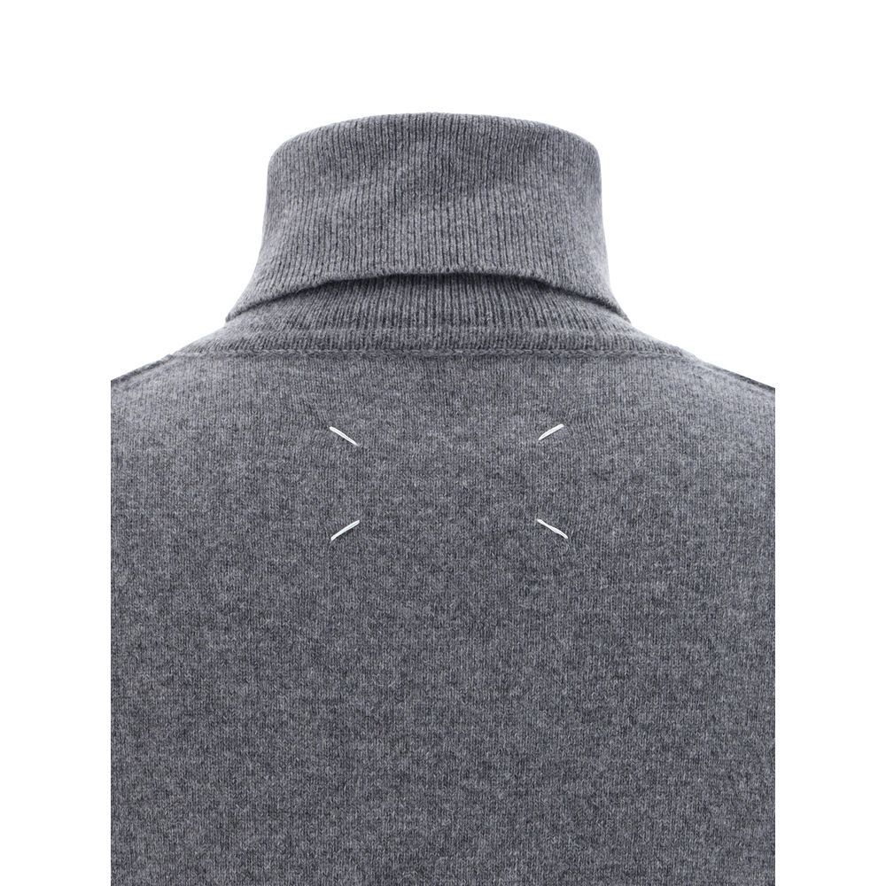 Body Sweater