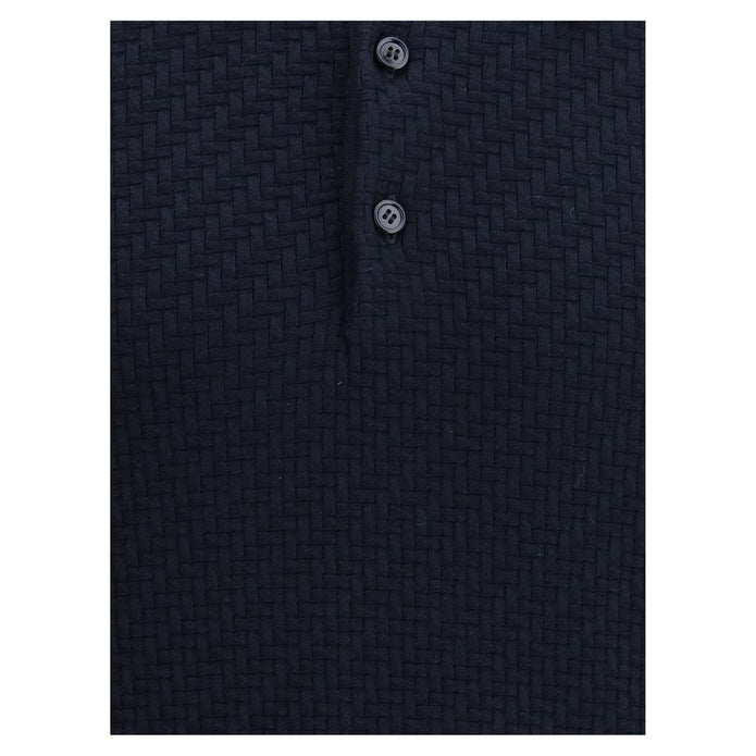 Polo Shirt with woven pattern.