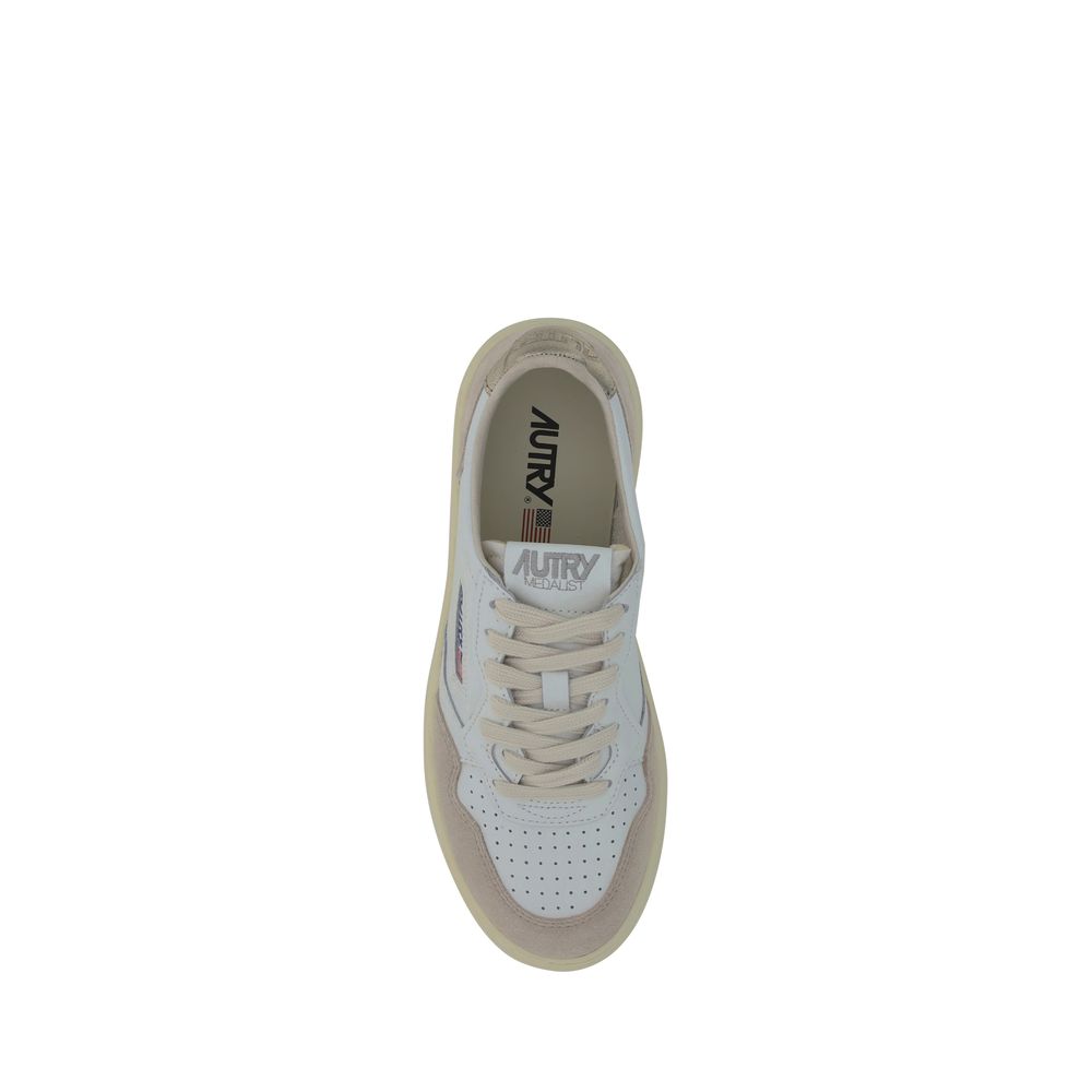 Medalist Low Sneakers