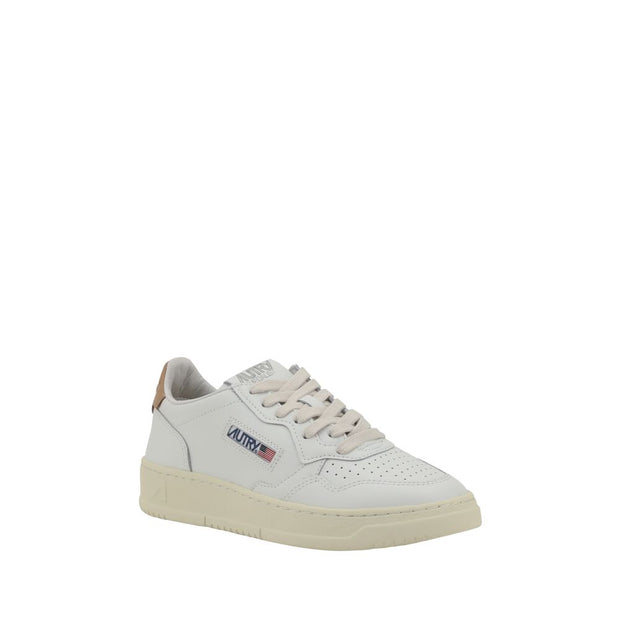 Medalist Low Sneakers