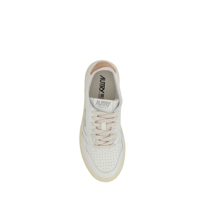 Medalist Low Sneakers