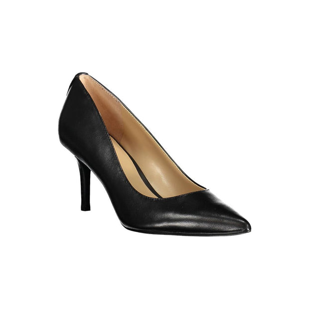 Black Leather Flat Shoe