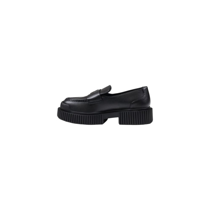 Black Leather Platform Pumps