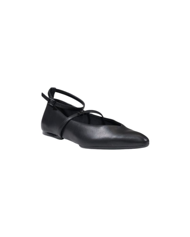 Black Polyester Platform